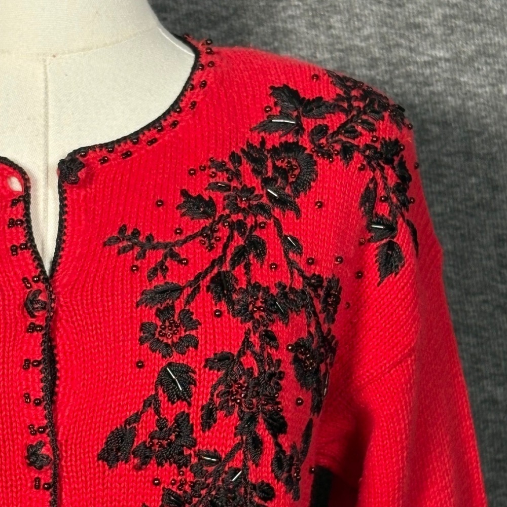 Vintage Heirloom Collectibles Cardigan Red Floral Beaded Sweater Small Petite - Picture 4 of 12
